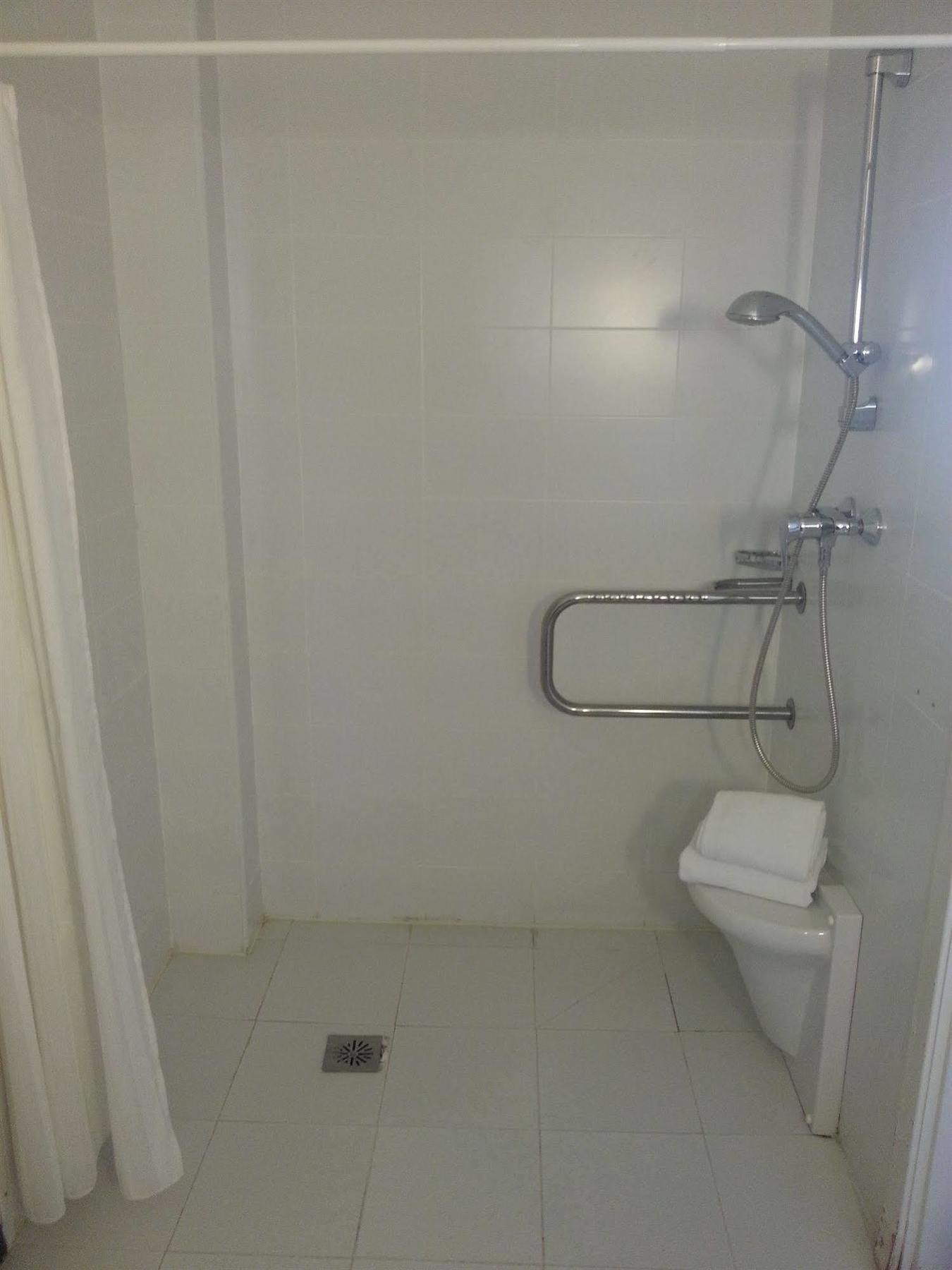 Hotel Iris Γουαδαλαχάρα Εξωτερικό φωτογραφία